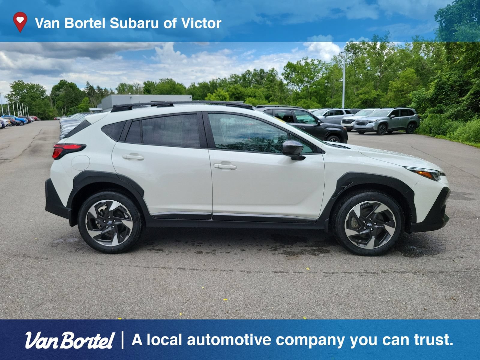 Used 2025 Subaru Crosstrek 2.5i Limited AWD/4WD image 6