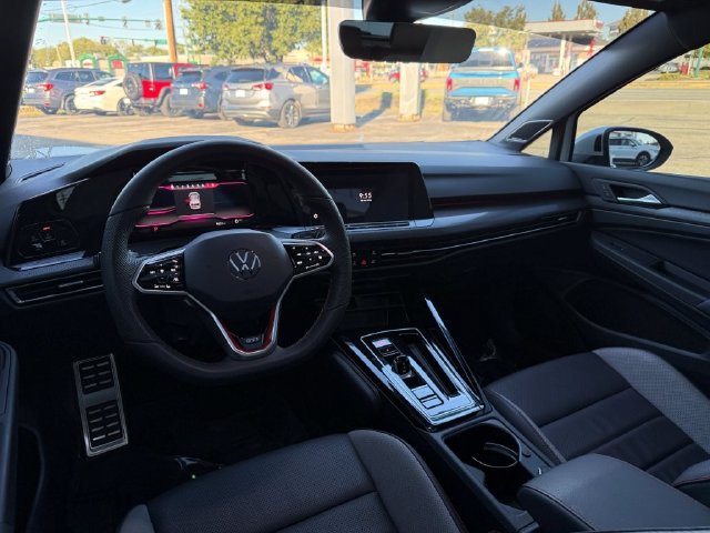 Certified 2024 Volkswagen GTI SE FWD image 17