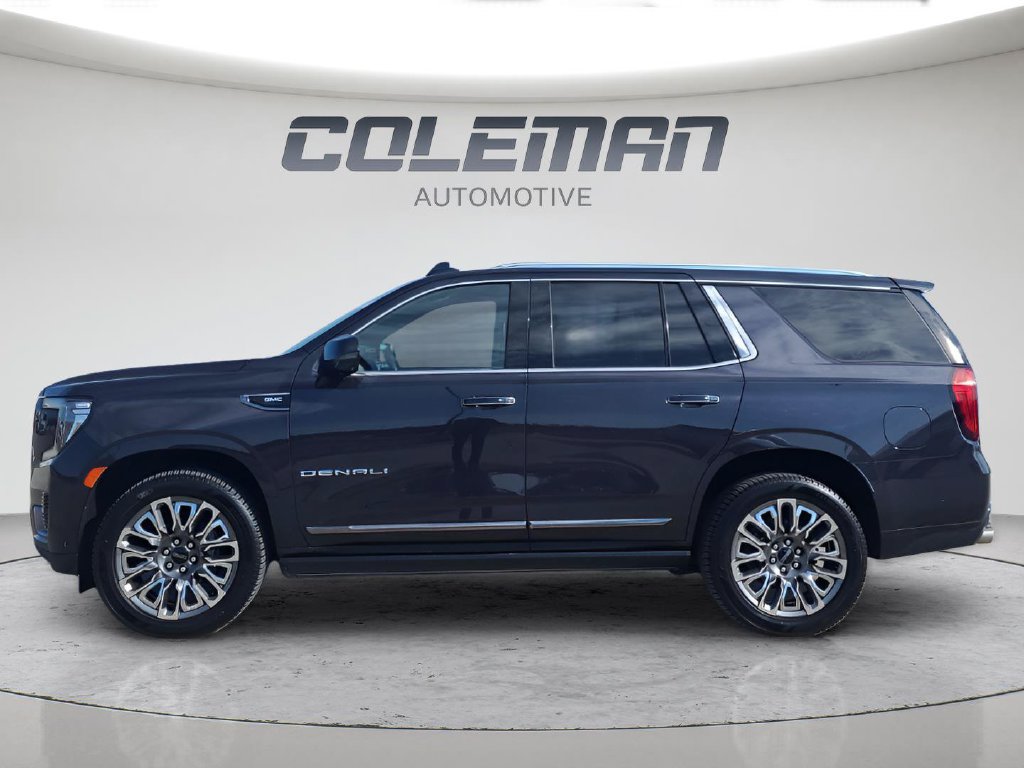 Used 2023 GMC Yukon Denali Ultimate AWD/4WD image 3