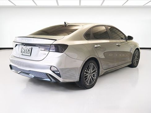 Used 2022 Kia Forte GT-Line w/ GT-Line Premium Package image 4