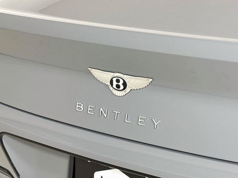 Used 2022 Bentley Continental GT AWD/4WD image 32