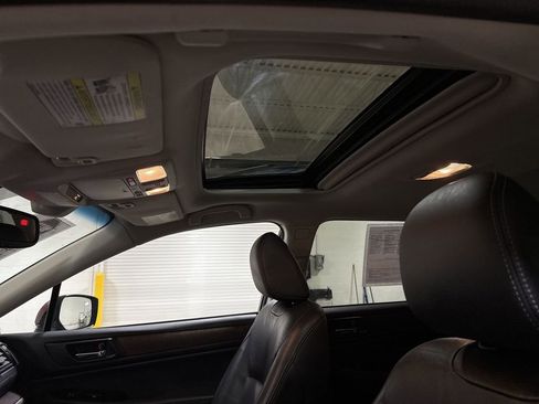 Used 2016 Subaru Outback 2.5i Limited image 20