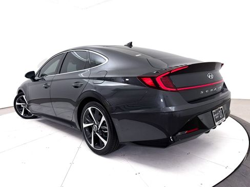 Used 2021 Hyundai Sonata SEL Plus w/ Tech Package FWD image 2