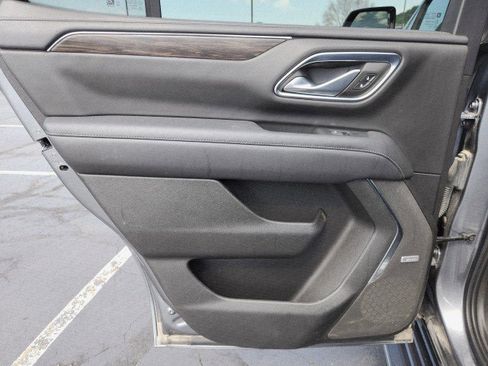 Used 2022 Chevrolet Tahoe LT w/ Luxury Package image 27