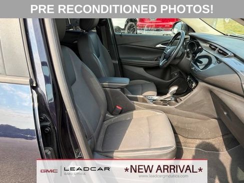 Used 2021 Buick Encore GX Select w/ LPO, Active Lifestyle Package AWD/4WD image 11