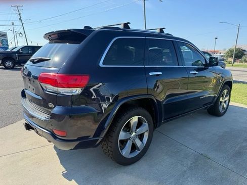 Used 2014 Jeep Grand Cherokee Overland w/ Advanced Technology Group AWD/4WD image 12