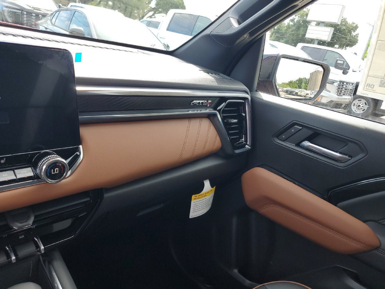 New 2026 GMC Canyon AT4 AWD/4WD image 26