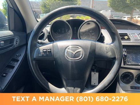 Used 2011 MAZDA MAZDA3 i Sport FWD image 16