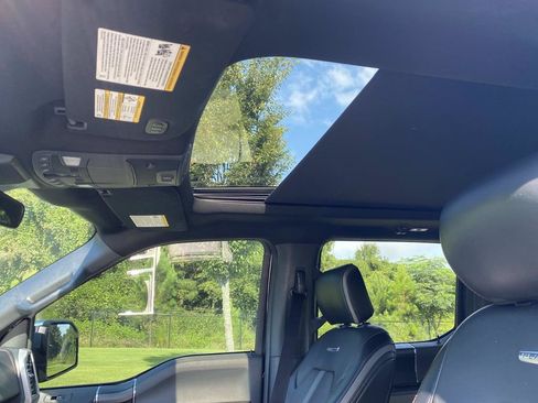 Used 2020 Ford F150 Platinum w/ Equipment Group 701A Luxury AWD/4WD image 23