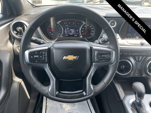 Used 2022 Chevrolet Blazer LT FWD image 19