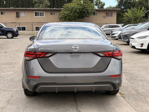Used 2021 Nissan Sentra S w/ Electronics Package FWD image 3