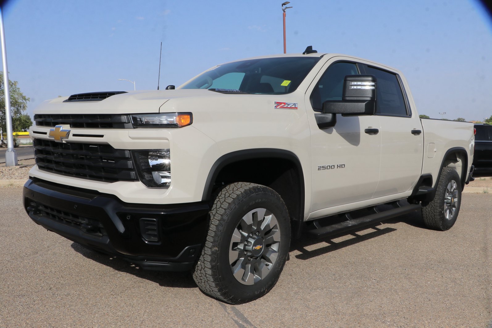 New 2026 Chevrolet Silverado 2500 Custom w/ Custom Value Package AWD/4WD image 3