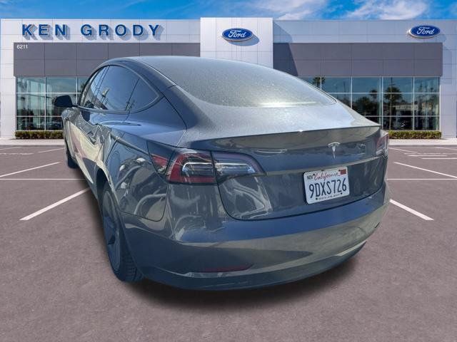 Used 2023 Tesla Model 3 Standard Range RWD image 4
