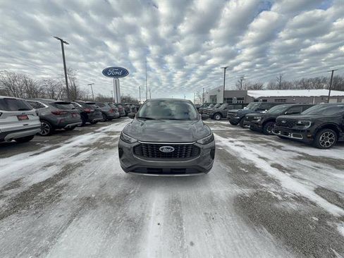 Certified 2023 Ford Escape Active image 10