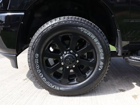 Used 2024 RAM 2500 Big Horn w/ Night Edition AWD/4WD image 33
