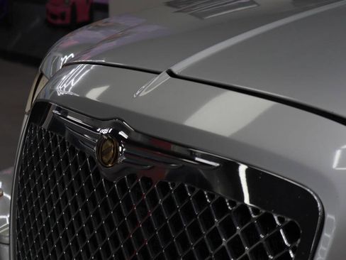 Used 2006 Chrysler 300 SRT8 w/ SRT Option Group II image 8