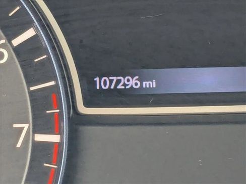 Used 2017 Nissan Altima 2.5 SR FWD image 6