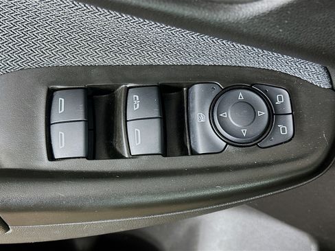 Used 2024 Chevrolet TrailBlazer LS FWD image 15