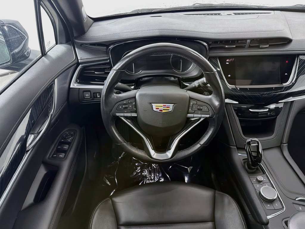 Used 2024 Cadillac XT6 Premium Luxury AWD/4WD image 24