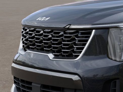 New 2025 Kia Sorento S image 13