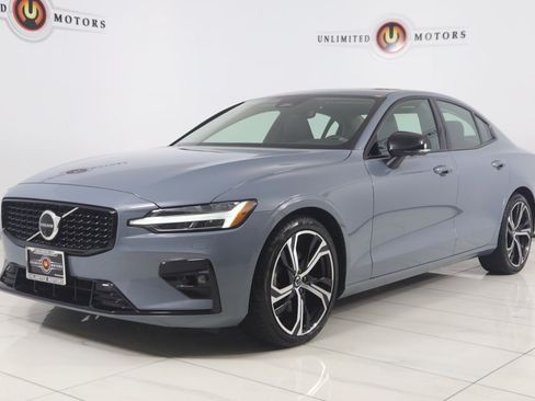 Used 2023 Volvo S60 B5 Plus AWD/4WD image 5