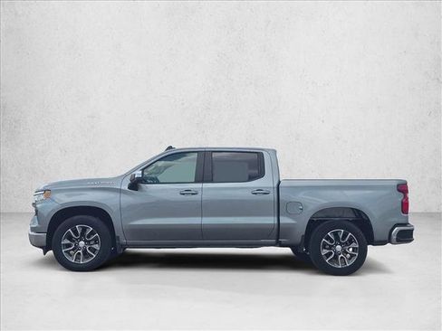 Used 2024 Chevrolet Silverado 1500 LT w/ Convenience Package II RWD image 9