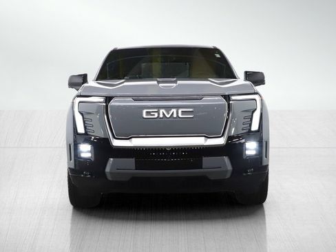 Used 2025 GMC Sierra EV Denali image 8