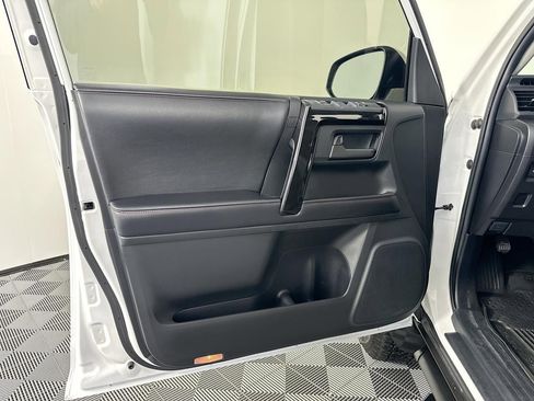 Used 2016 Toyota 4Runner TRD Pro image 26