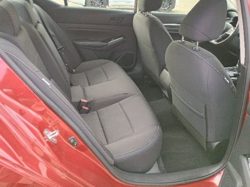 Used 2023 Nissan Altima 2.5 SV AWD/4WD image 16
