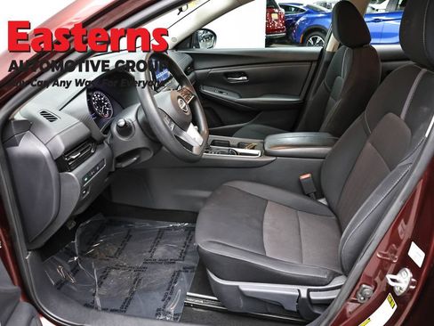 Used 2024 Nissan Sentra SV FWD image 13