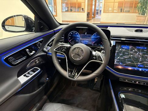 New 2026 Mercedes-Benz E 450 4MATIC Sedan image 10