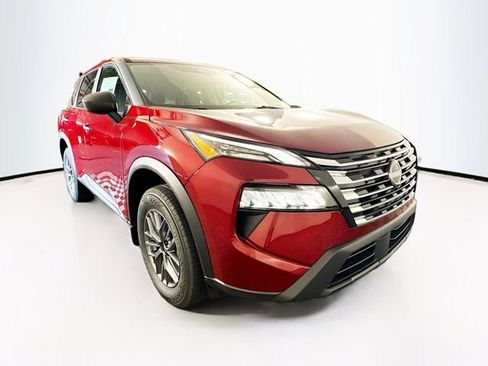 New 2026 Nissan Rogue S image 3