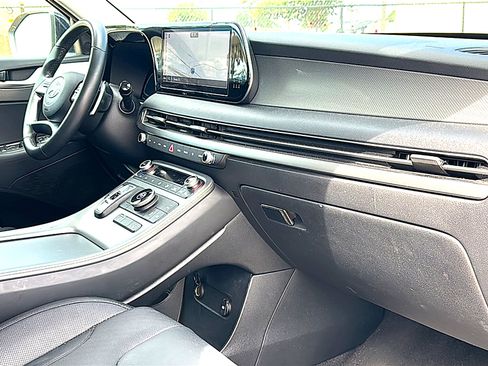 Used 2025 Hyundai Palisade SEL FWD image 23