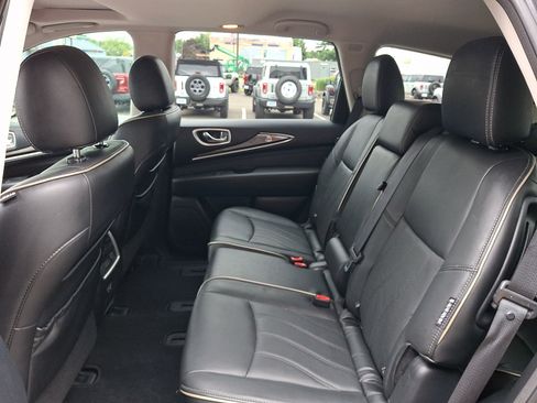 Used 2019 INFINITI QX60 Luxe w/ Essential Package AWD/4WD image 11