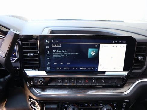 Certified 2024 Chevrolet Silverado 3500 LTZ w/ LTZ Premium Package image 18