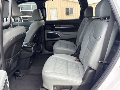 Used 2024 Kia Telluride SX X-Pro AWD/4WD image 25