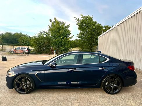 Used 2019 Genesis G70 2.0T Advanced w/ Sport Package RWD image 3