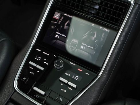 Used 2022 Porsche Panamera Platinum Edition RWD image 27