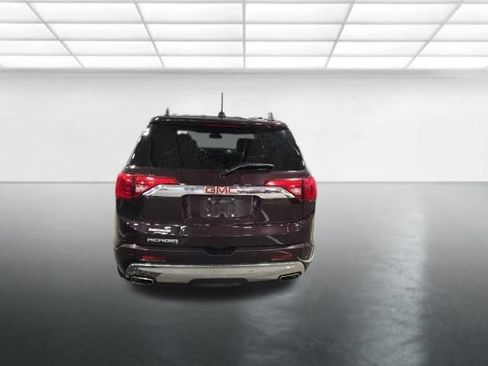 Used 2017 GMC Acadia Denali w/ Technology Package FWD image 6