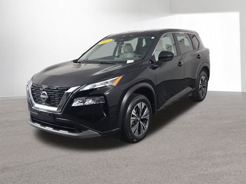 Used 2023 Nissan Rogue SV image 1
