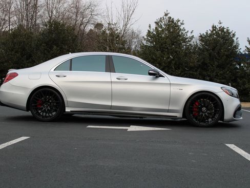 Used 2019 Mercedes-Benz S 63 AMG S 63 AMG Sedan 4D image 27