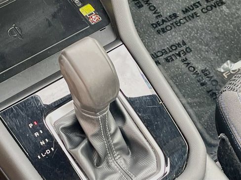 Used 2025 Subaru Forester Premium AWD/4WD image 16