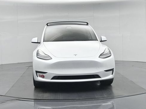 Used 2023 Tesla Model Y Long Range AWD/4WD image 51