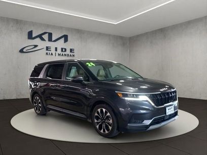 Used 2024 Kia Carnival EX