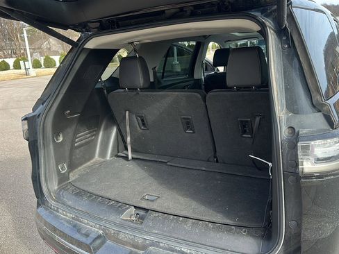 Used 2020 Chevrolet Traverse Premier w/ Redline Edition image 29