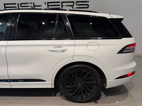 Used 2025 Lincoln Aviator Reserve w/ Equipment Group 201A AWD/4WD image 6