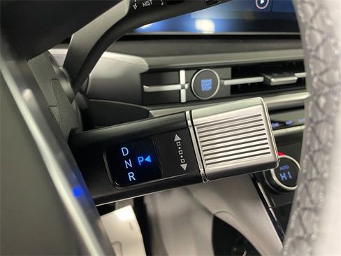 New 2026 Hyundai Santa Fe SE image 9