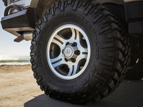 Used 1997 Lexus LX 450 4WD image 32