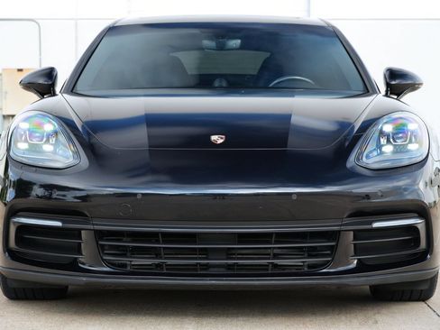 Used 2018 Porsche Panamera 4 AWD/4WD image 16