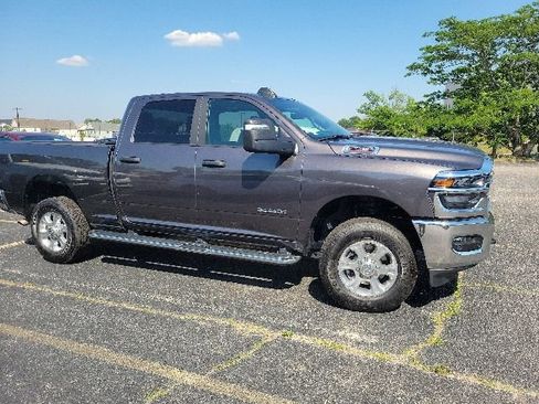 Used 2026 RAM 2500 Big Horn AWD/4WD image 1